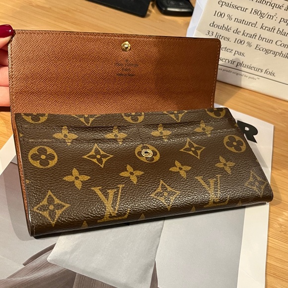 Authentic Louis Vuitton monogram wallet great condition - Picture 2 of 8